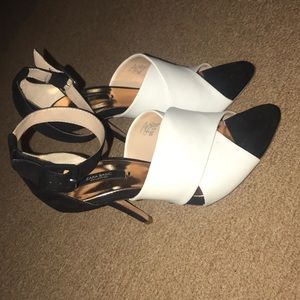 Zara Basic Black/White Heels
